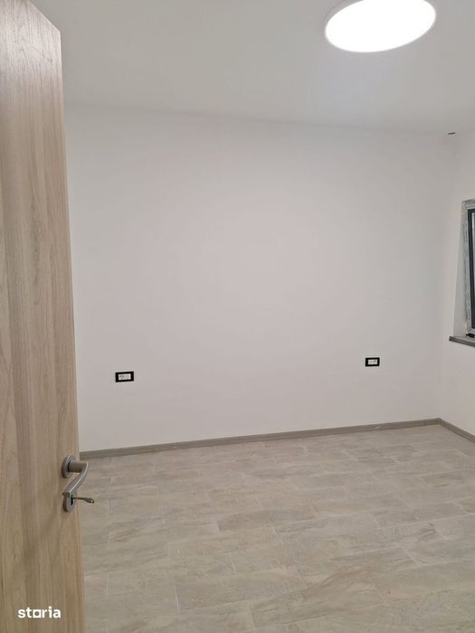 Casă 3 camere/Parter/COM.BERCENI/COMISION 0%