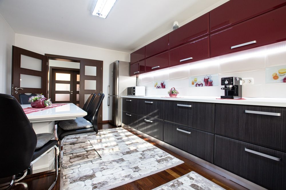 De închiriat apartament de lux