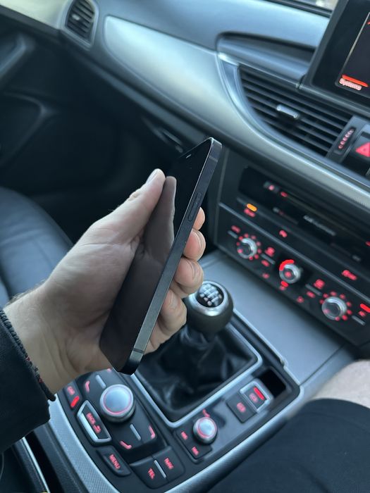 iPhone 12 stare impecabila