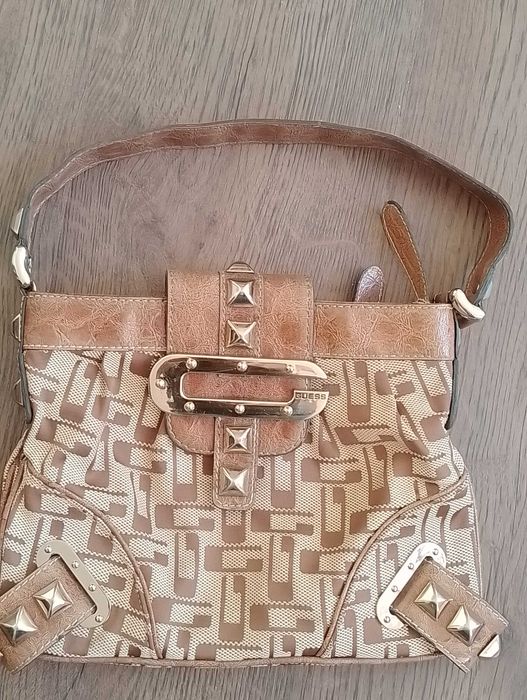 Guess оригинална чанта и други модели Louis Vuitton