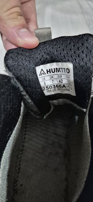 Кроссовки HUMTTO