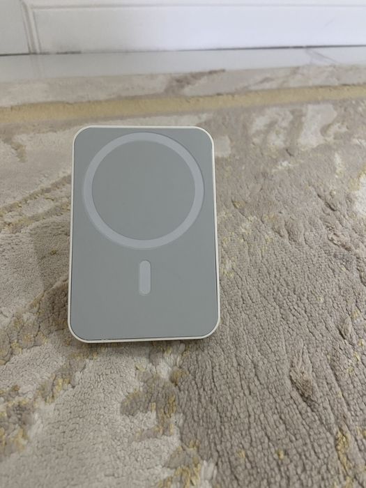 Поурбанк для машины