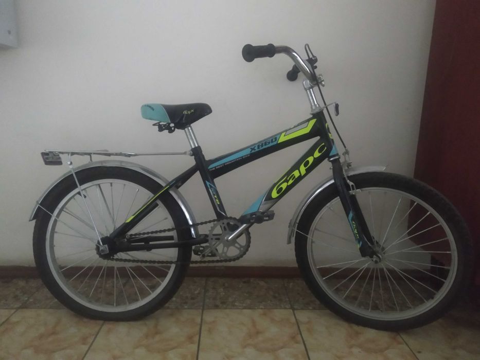 Bolalar velosipedi sotiladi