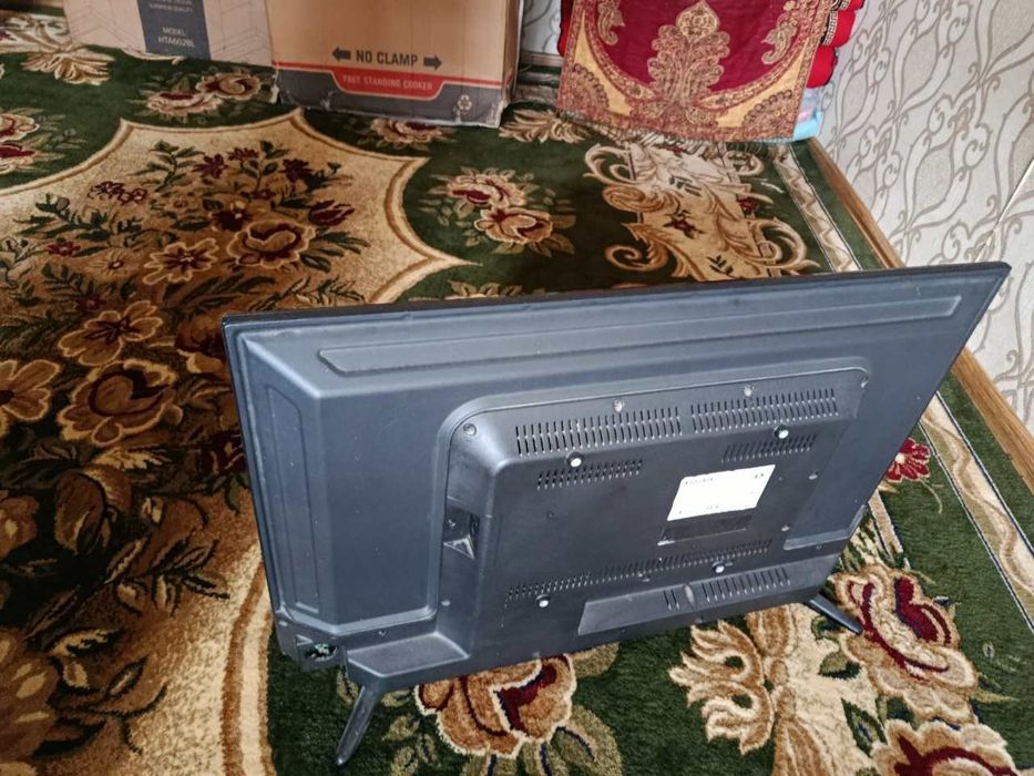 Televizor va gaz plita