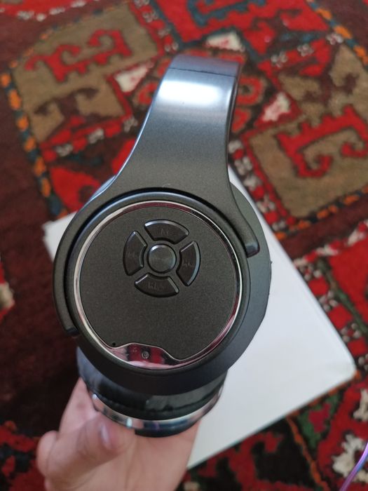 Naushnik 2 noy zur ishlidi