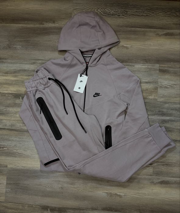 Trening Nike Tech de copii 140 152 164 176