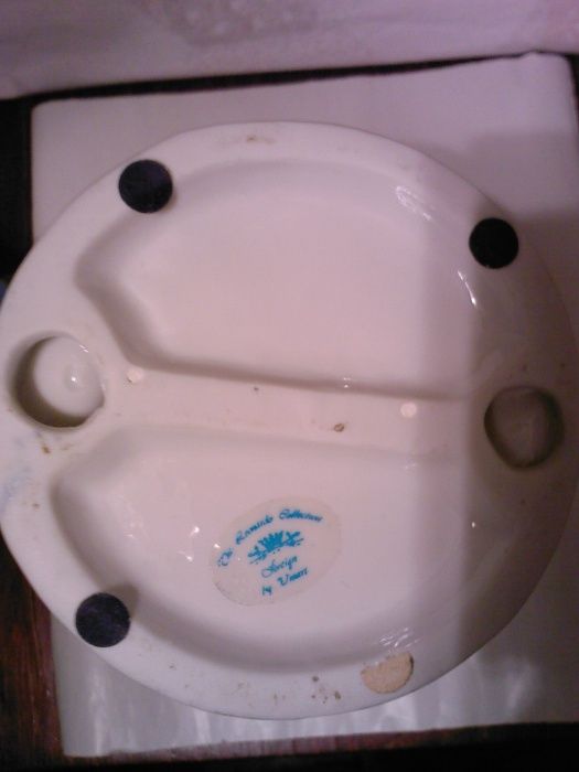 Domnisoara, cos de flori si gaste / ied, bibelou colectia Leonardo