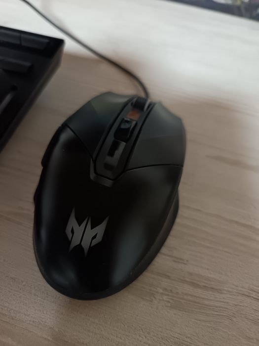 Гейминг клавиатура и мишка ( комплект)