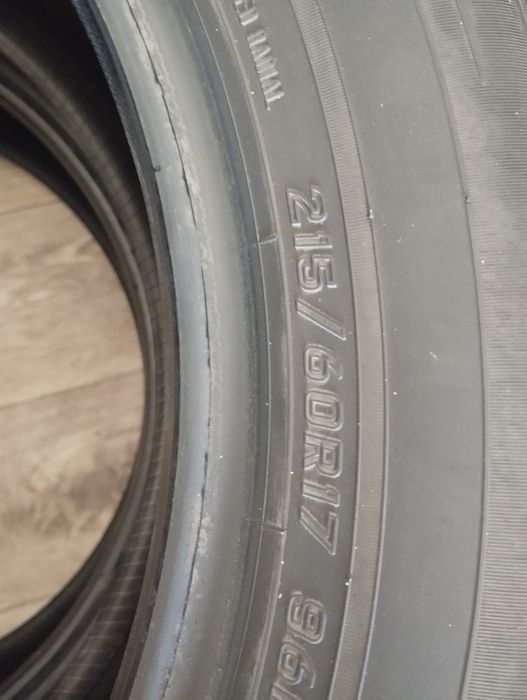 Продам шины летние 215/60/R17