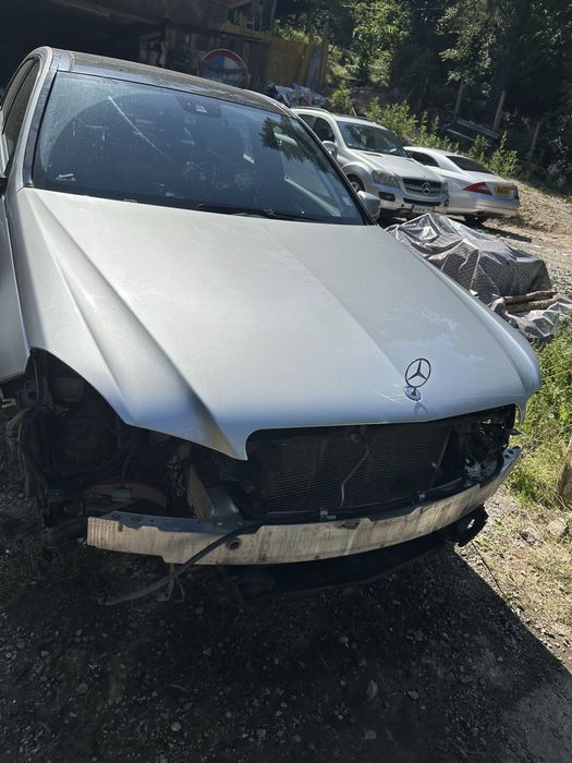 Преден капак Mercedes E class W212 боя775