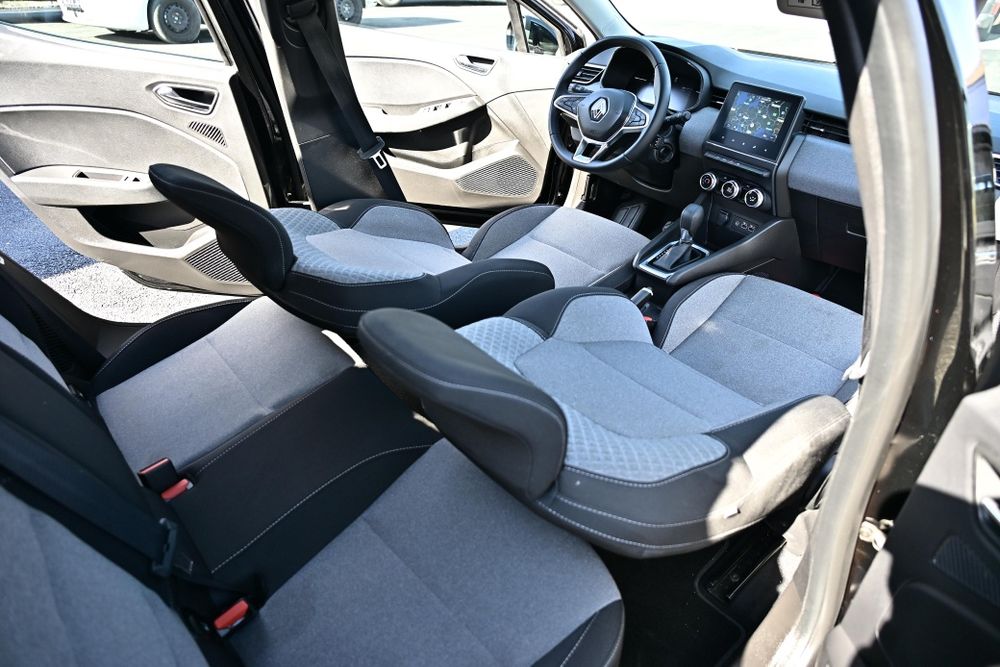 Renault Clio Renault Clio Esprit Alpine E-Tech Full Hybrid 143 CP – Automată