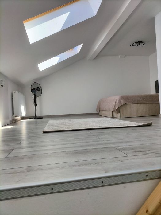 Propietar Inchiriez apartament