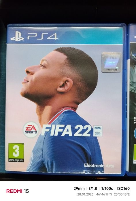 Vând Ps 4 in stare perfecta de functionare