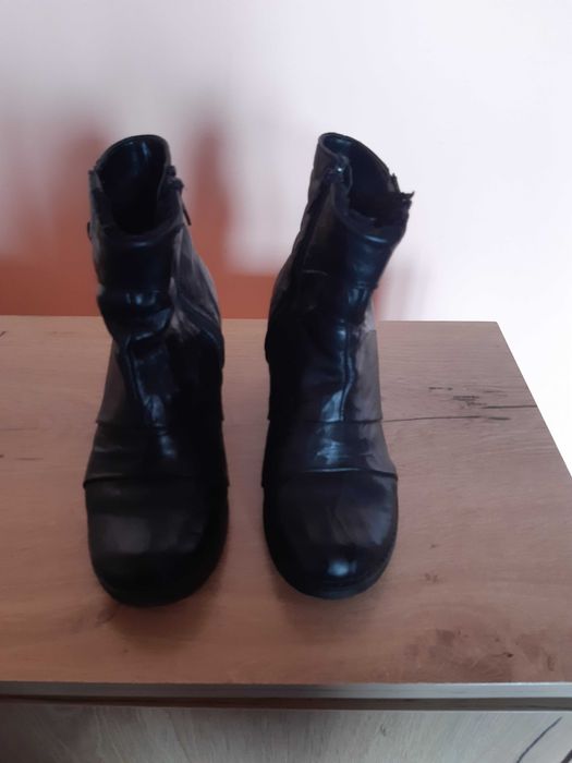 Боти, дамски естествена кожа на ток с вълна