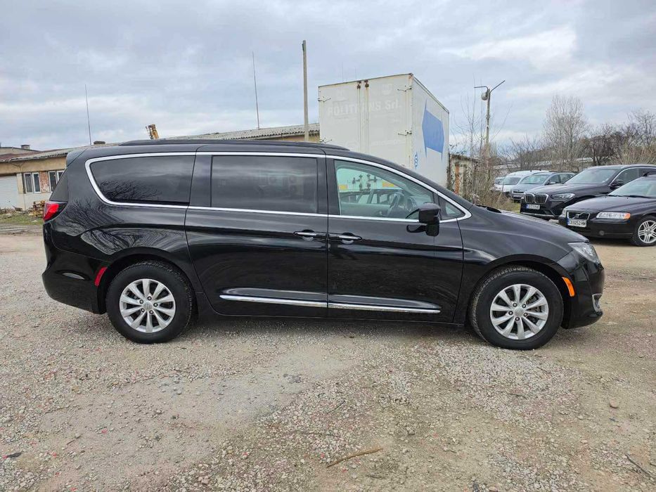 Chrysler Pacifica Touring L 3.6