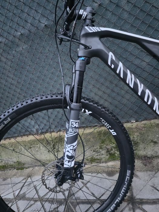 Canyon Lux 29 цола 1x12 XT Fox 34 Карбонов  DT Swiss  капли
