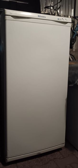 Морозильник продам