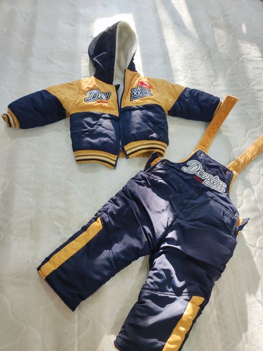 Продам комбинезон зимний 90 см