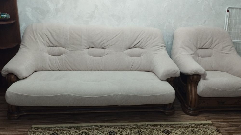 Диван мягкий уголок