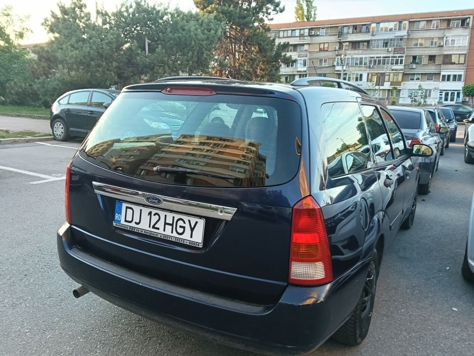 FORD Focus 2000 — imagine 3