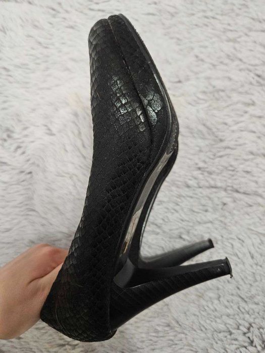 Елегантни Черни Обувки Токчета
