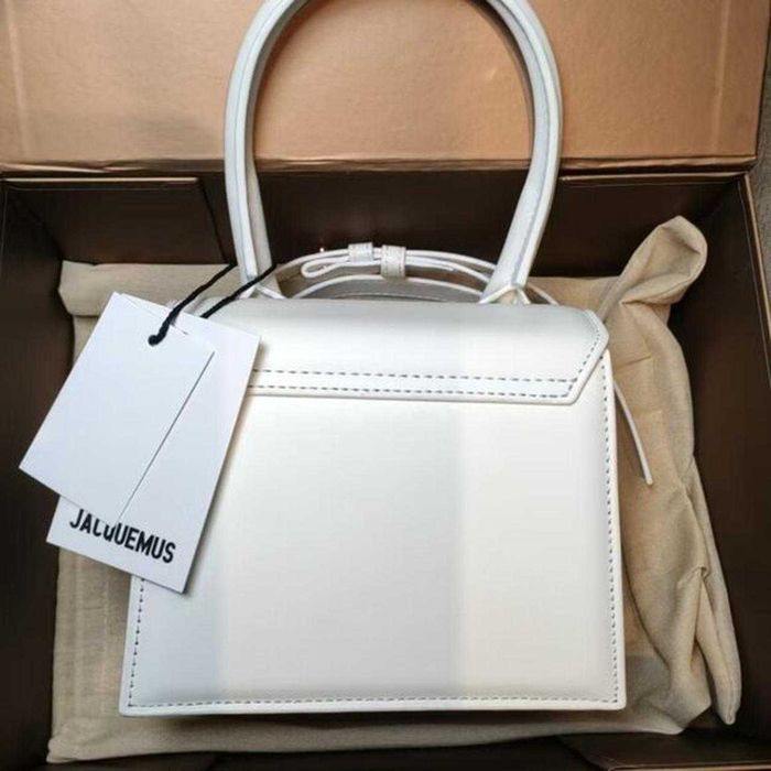 Geanta Jacquemus Le Chiquito Alba din Piele Naturala