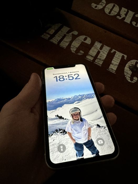 Айфон 11 в хорошем состоянии