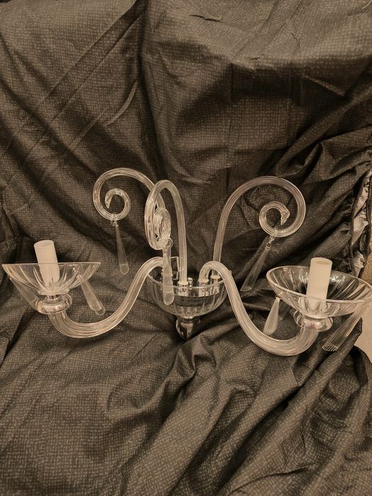 Aplica perete de sticla