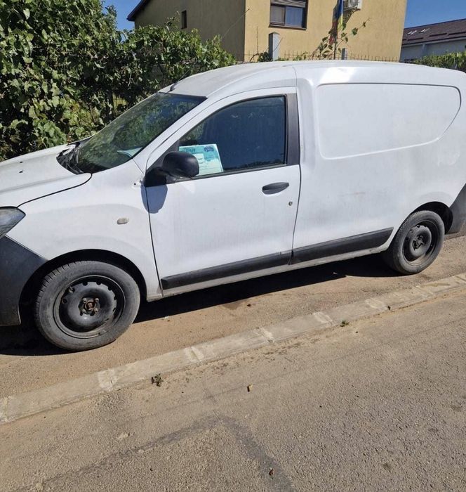 Inchirieri dube /inchiriez autoutilitara fara garantie fara sofer