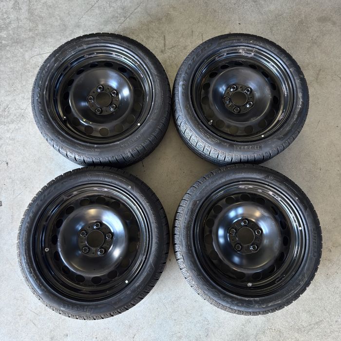 Roti iarna / Jante tabla 17” originale BMW / 5x120 / Anvelope 225 50 17