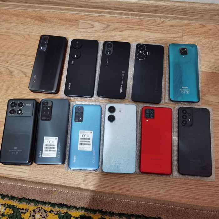 Samsung a12 64 Gb красный