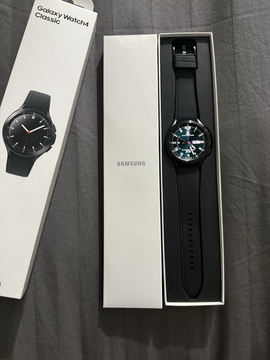 Vand Galaxy Watch 4 Clasic! 46mm, stare impecabila.