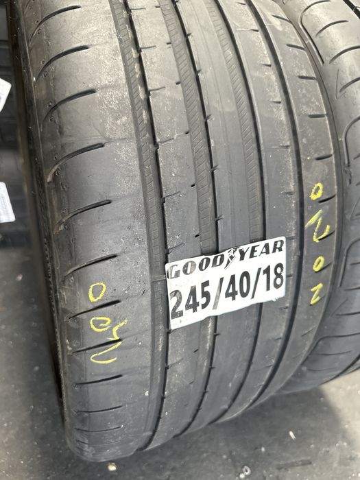 245/40/18  goodyear