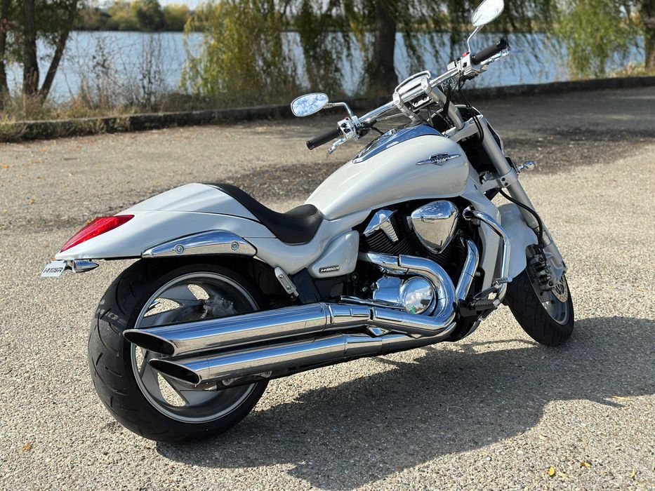 Suzuki Intruder / Boulevard M109R