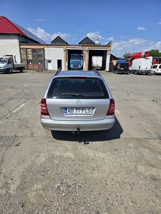 Mercedes C-Class C180 Kompressor 2004, 143CP