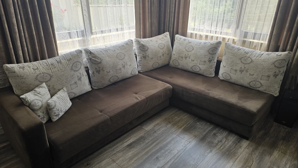 Дивана ъглов холен