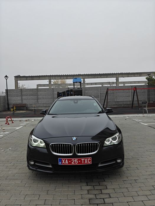 BMW Seria 5 520d xDrive Touring At.