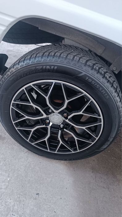 Damas diska sotiladi