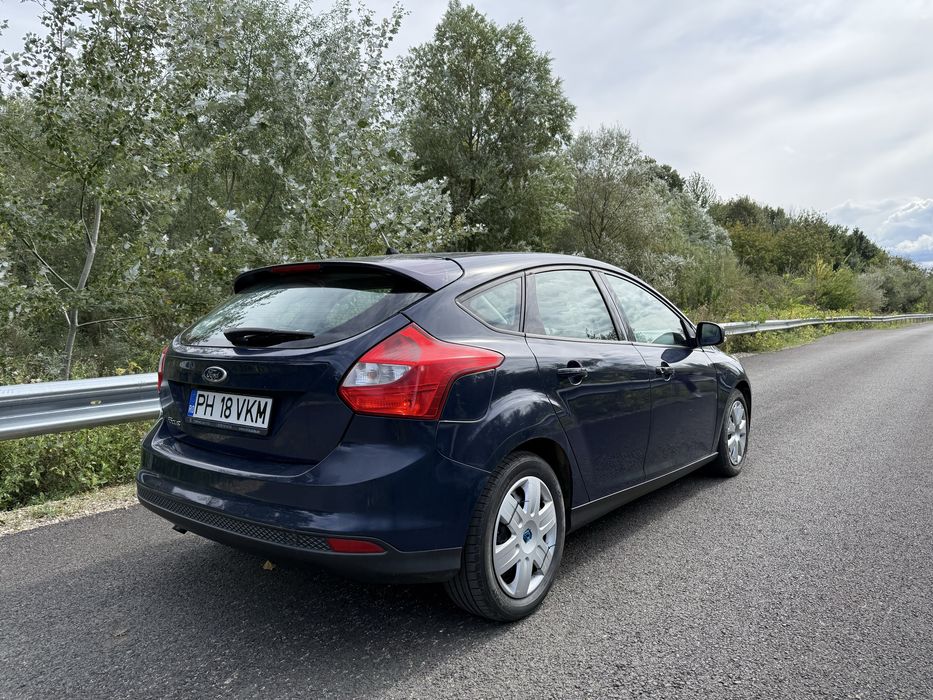 FORD Focus 2014 — imagine 3