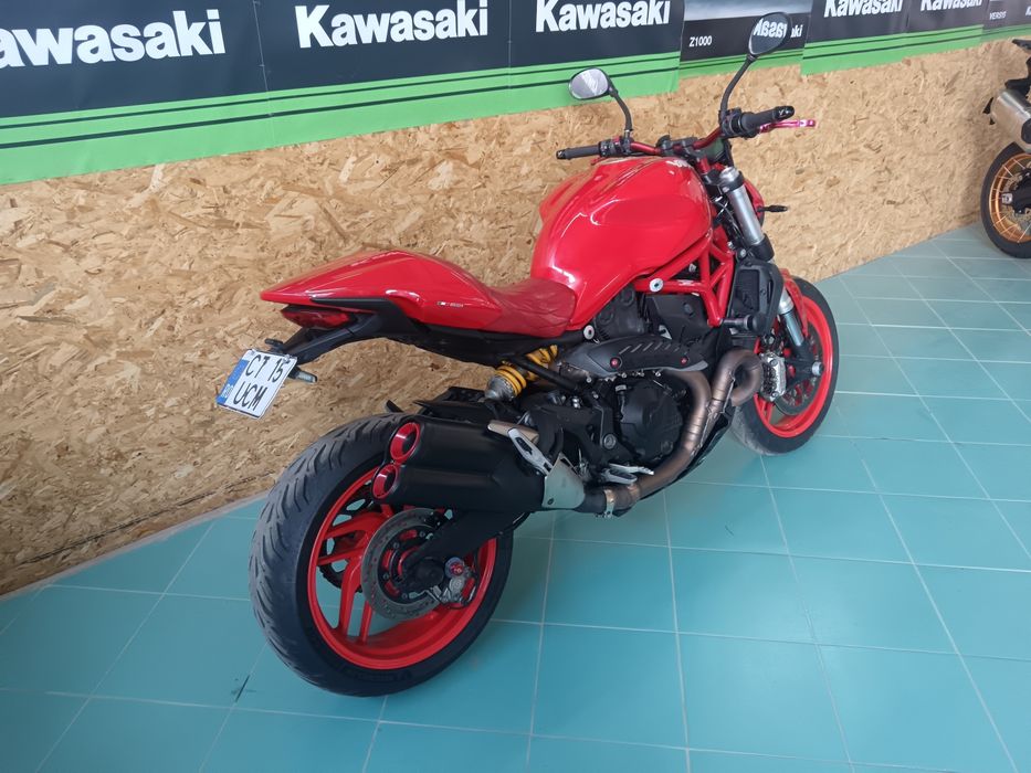 Ducati monster 821 2015