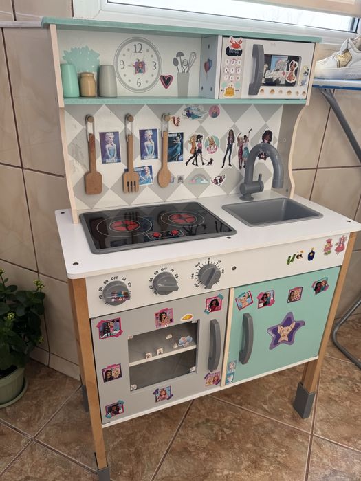 Bucatarie copii lemn