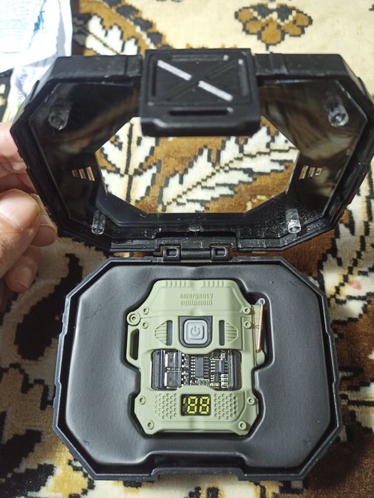 Зажигалка фонарик