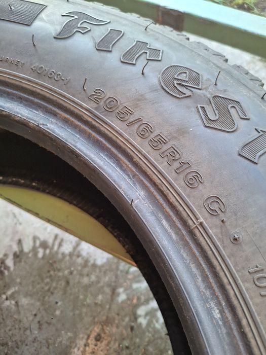 2 Anvelope de iarnă   205 65 r16C Firestone