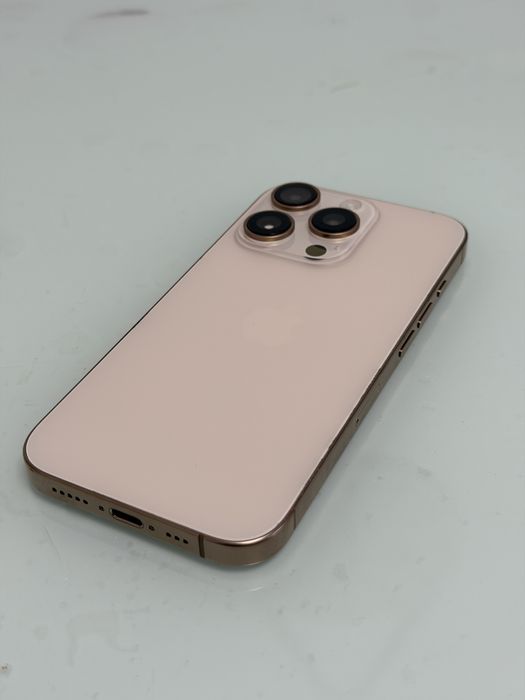 Iphone / 16 Pro / 128 GB / Desert Titanium