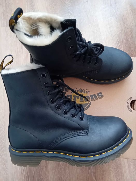 Нови Dr.Martens N37 зимни топли боти