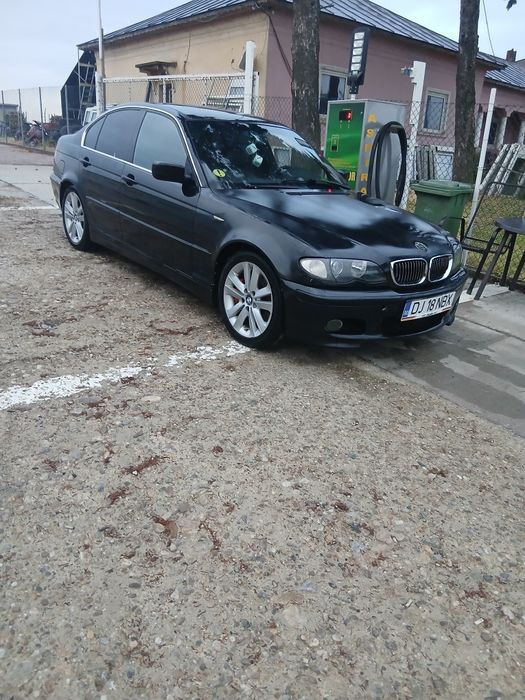 Vând BMW e46 seria 3 an 2003.     3.0diesel 204 cai.  Pentru mai multe detalii sunați  la nr 0768874200