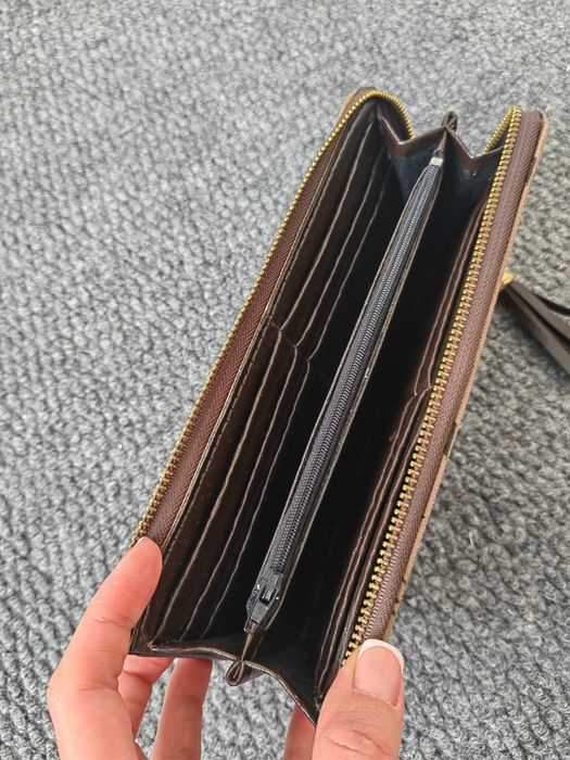 Портмоне и клъчове