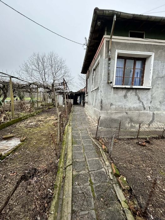 Къща в село Ковач