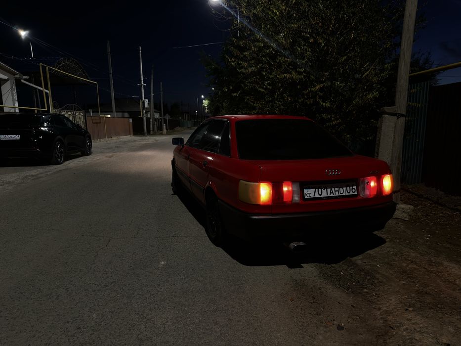 Продается Ауди 80 б4 1992 года