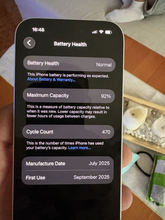 Продавам iphone 16